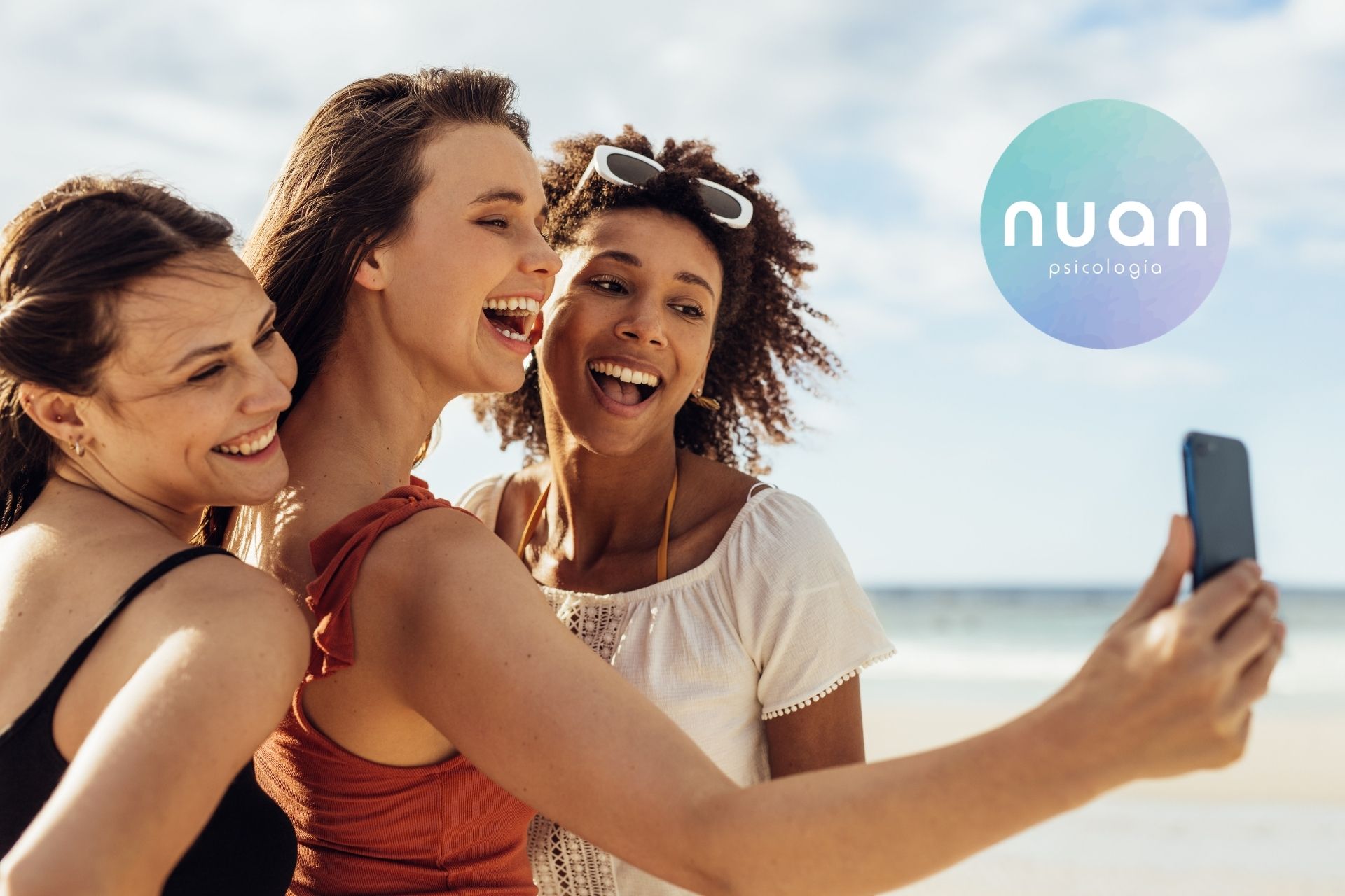 Vacaciones y redes sociales, ¿Cómo manejarlas para no dañar nuestra salud mental?